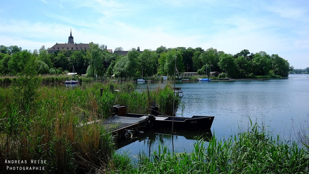 Süßer See , Blick über den See zur Burg