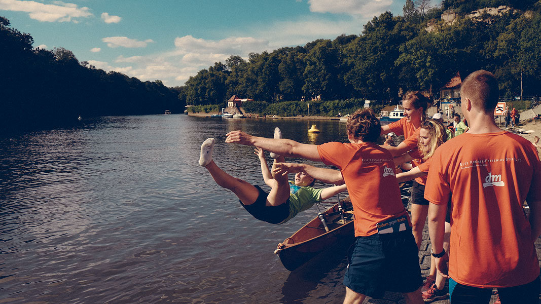26.07.2015 , Halle/Saale  , Rudern gegen den Krebs